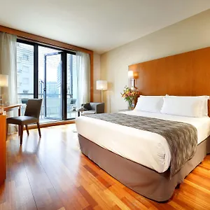 4* מלון Eurostars Parque